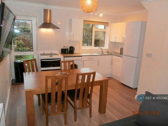 3 Bedroom Terraced House To Rent In Knight Avenue, Canterbury, CT2