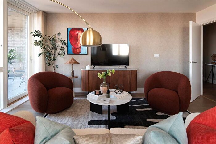 3 Bedroom Apartment For Sale In Higgs Yard, Loughborough Junction, SE24