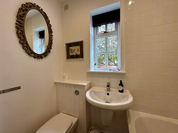 2 Bedroom Character Property To Rent In Crosbie Road, Troon, South Ayrshire, KA10