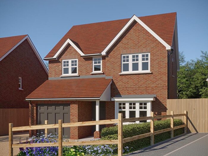 4 Bedroom Detached House For Sale In Godshill Village, PO38