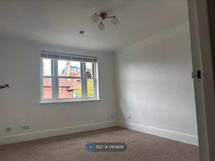 1 Bedroom Flat To Rent In Oxford Road, Colchester, CO3