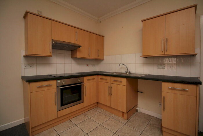 2 Bedroom Apartment To Rent In Commercial Street, Senghenydd, CF83