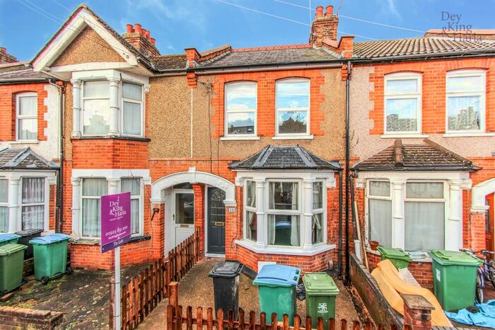 3 Bedroom Terraced House To Rent In Belgrave Avenue, Watford, WD18