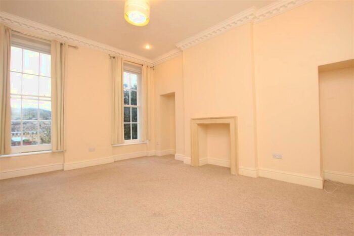 1 Bedroom Flat To Rent In Bladud Buildings, Bath, BA1