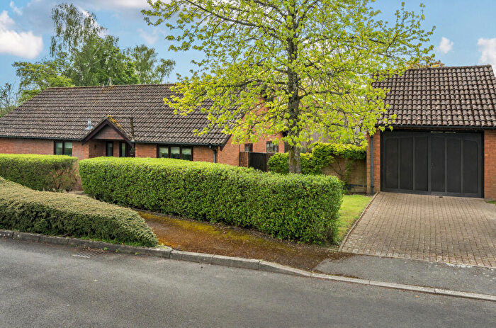 3 Bedroom Bungalow For Sale In Old Cottage Close, West Wellow, Romsey, Hampshire, SO51