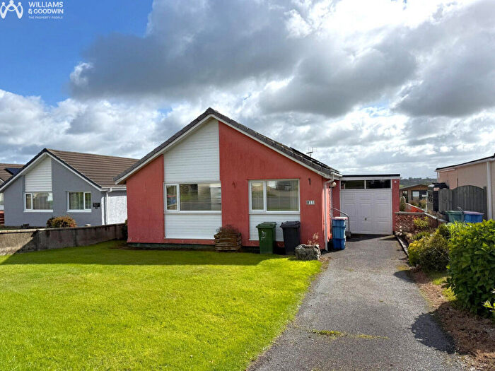 3 Bedroom Bungalow For Sale In Caer Delyn, Bodffordd, Anglesey, LL77