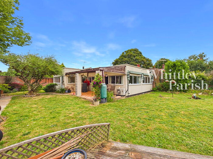 3 Bedroom Semi-Detached House For Sale In Bond Street, Hingham, Norwich, NR9