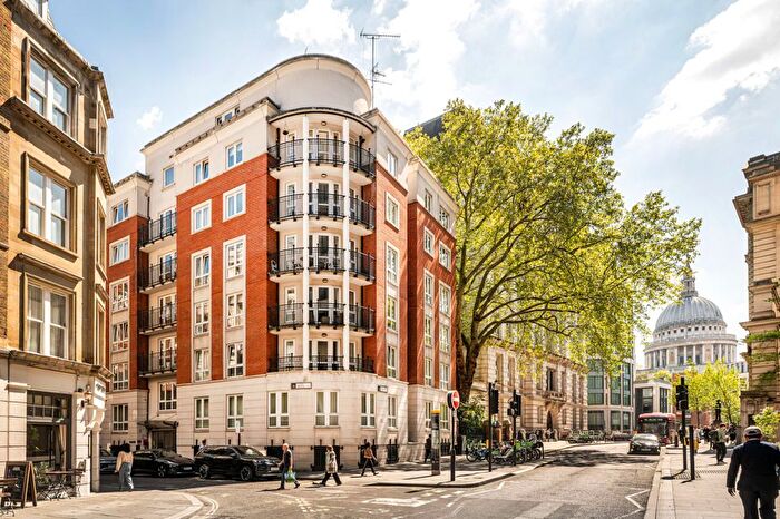 1 Bedroom Flat To Rent In Little Britain, London, EC1A