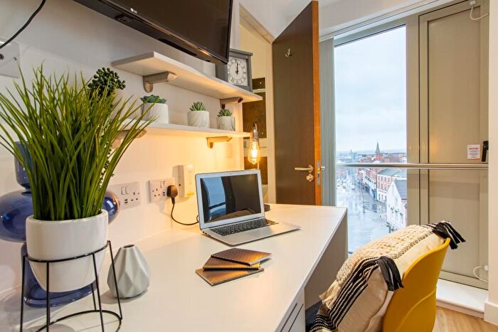 5 Bedroom Flat To Rent In Ilkeston Road, Nottingham, NG7