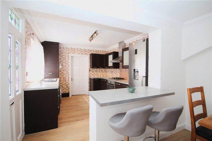 4 Bedroom Semi-Detached House To Rent In Selhurst New Road, London, SE25