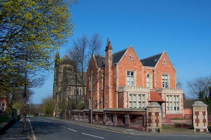 1 Bedroom Flat To Rent In Blackman Lane, Leeds, West Yorkshire, LS2