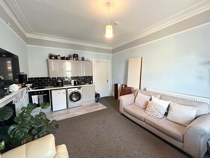 1 Bedroom Flat To Rent In Hamilton Road, Bournemouth, BH1