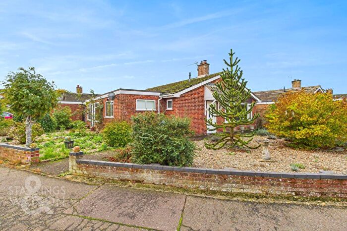 3 Bedroom Detached Bungalow For Sale In St. Leonards Close, Wymondham, NR18