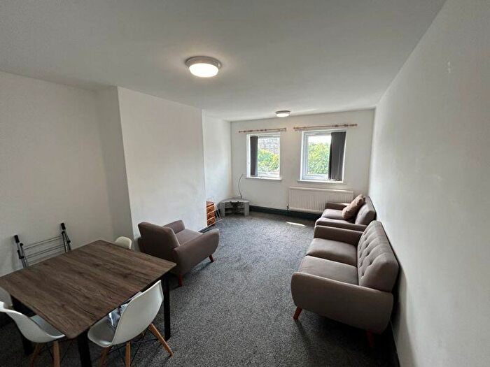 3 Bedroom Semi-Detached House To Rent In Trent Bridge Buildings, Nottingham, NG2