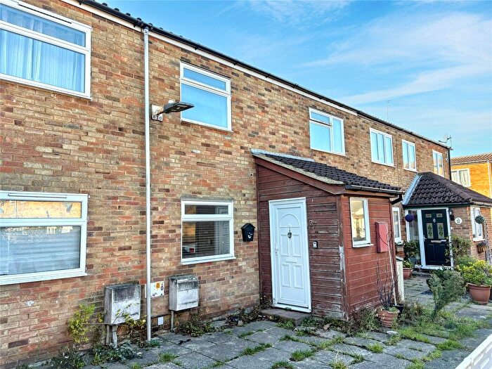 2 Bedroom Terraced House For Sale In Rokescroft, Basildon, Essex, SS13