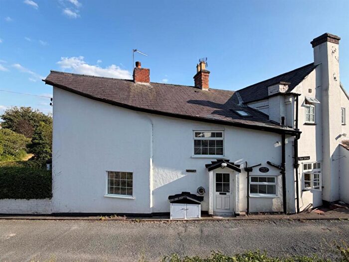 2 Bedroom Cottage For Sale In Cobblers Cottage, Holy Cross Green, Clent, DY9