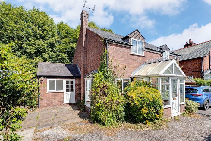 2 Bedroom Semi-Detached House For Sale In Edgar Place, Handbridge, CH4