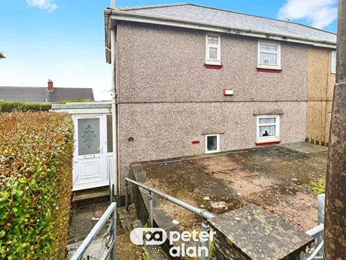 3 Bedroom Semi Detached House For Sale In Tan Y Marian Road, Mayhill, Swansea, SA1