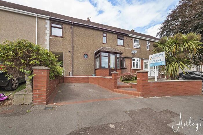 3 Bedroom Terraced House For Sale In Linden Avenue, West Cross, Swansea, SA3