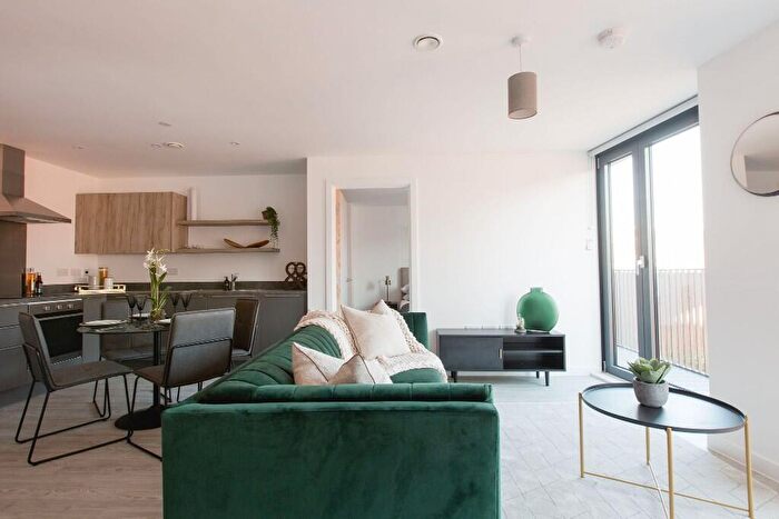 2 Bedroom Apartment To Rent In Vox, Trentham Street, M15