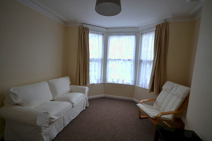 4 Bedroom Property To Rent In Gowan Road, London NW10