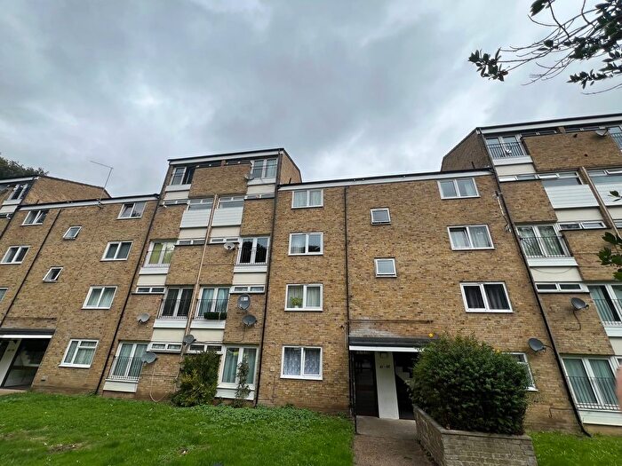 2 Bedroom Flat To Rent In Morley Grove, Harlow, CM20