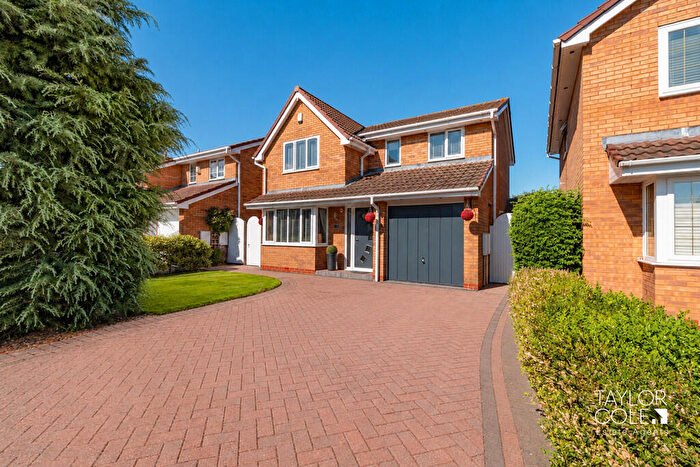 4 Bedroom Detached House For Sale In Dorset Close, Tamworth, B78