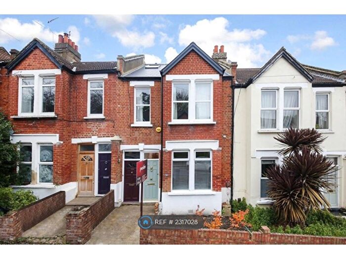 1 Bedroom Maisonette To Rent In Durban Road, London, SE27