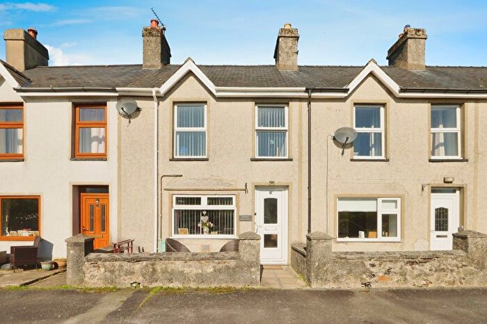 2 Bedroom Terraced House For Sale In Penrhyndeudraeth, LL48
