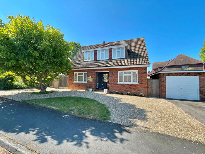3 Bedroom Detached House For Sale In Cheshunt Close, Meopham, DA13