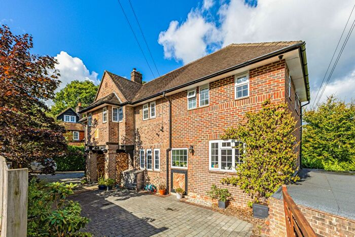5 Bedroom Detached House For Sale In Longdene Road, Haslemere, GU27