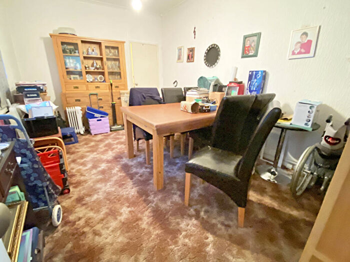 5 Bedroom Semi-Detached House For Sale In Bedwlwyn Road, Ystrad Mynach, Hengoed, CF82 - Photo 5