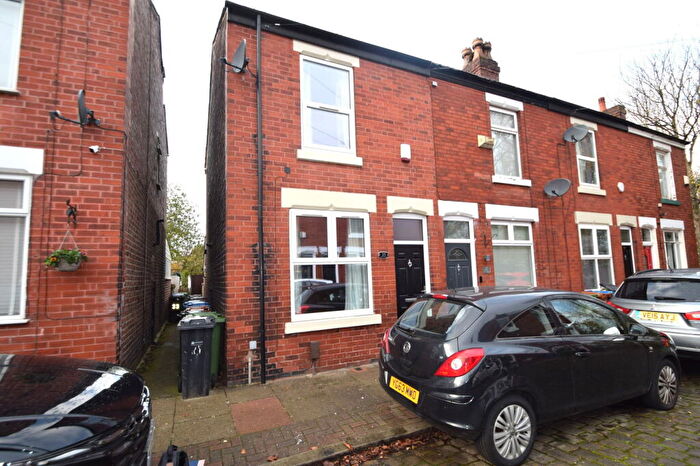 2 Bedroom End Of Terrace House To Rent In Sandown Road, Stockport, SK3
