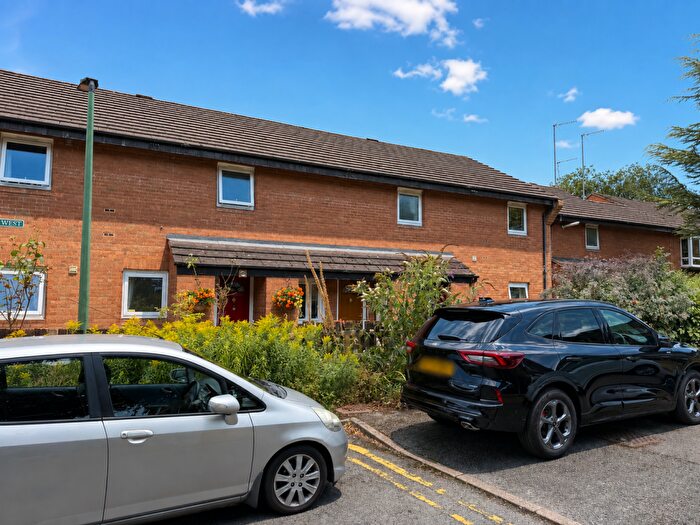 2 Bedroom Flat For Sale In Hope Street West, Macclesfield, SK10
