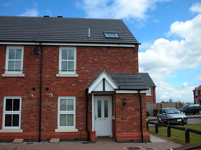 3 Bedroom Terraced House To Rent In Farnborough Close, Corby, NN18