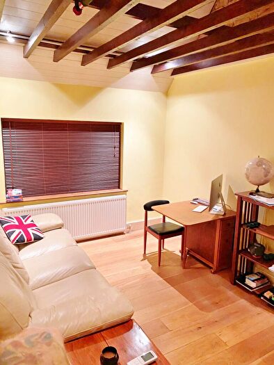 1 Bedroom Flat To Rent In Manor Road, Ruislip, HA4