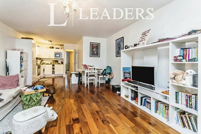 2 Bedroom Apartment To Rent In Chatsworth Road, CR0