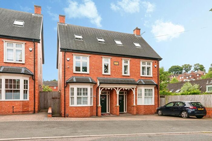 4 Bedroom Semi-Detached House For Sale In Mansfield Street, Nottingham, Nottinghamshire, NG5