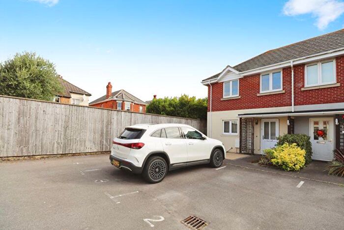 3 Bedroom House To Rent In Avon Walk, Charminster, BH8