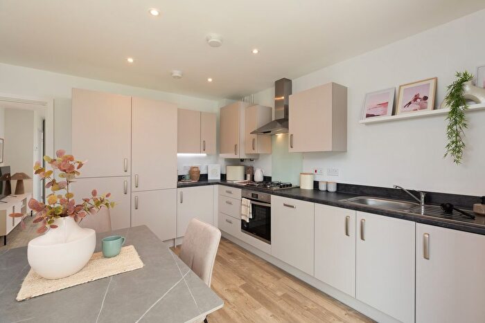 3 Bedroom End Of Terrace House For Sale In "The Bourne" At Eastglade Road, Bestwood, NG5