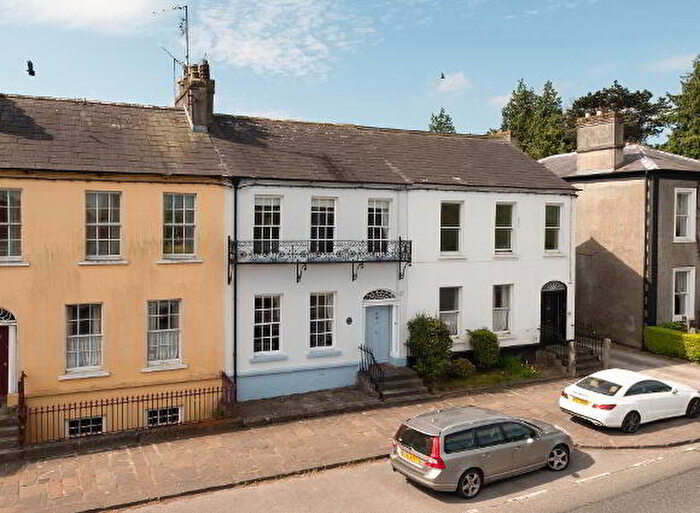3 Bedroom Mid TownHouse For Sale In Willoughby Place, Enniskillen, BT74