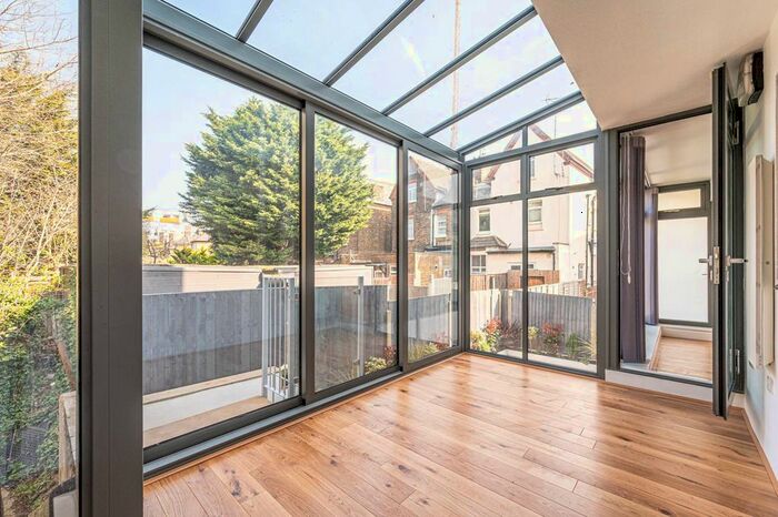 4 Bedroom Detached House To Rent In Ridge Road, Child's Hill, London, NW2