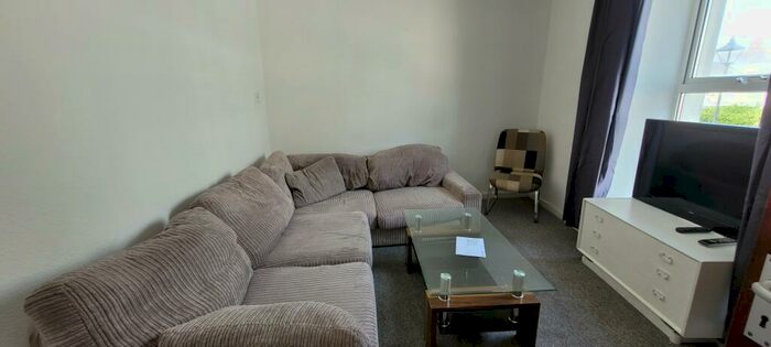 4 Bedroom House To Rent In Deptford Place, North Hill, Plymouth, PL4
