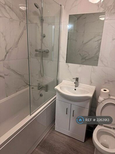 1 Bedroom Flat To Rent In Whigston Close, London, N18