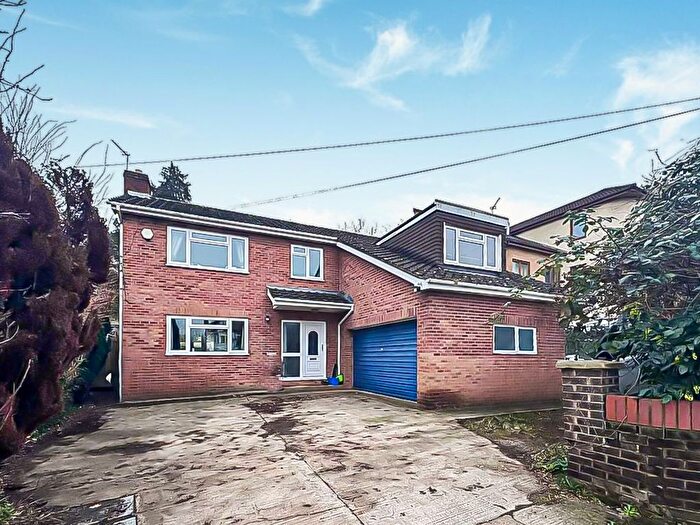 4 Bedroom Detached House For Sale In Stroud Road, Tuffley, Gloucester, GL4