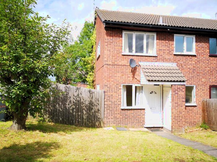 1 Bedroom House To Rent In Pennine Close, Shepshed, LE12