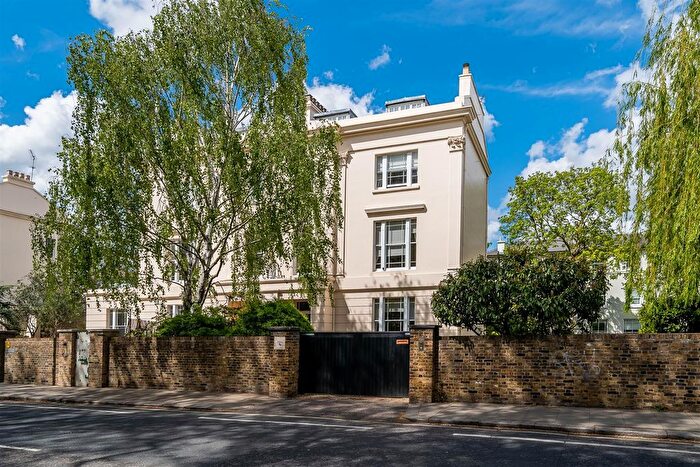 6 Bedroom Property To Rent In Prince Albert Road, Regents Park, NW1