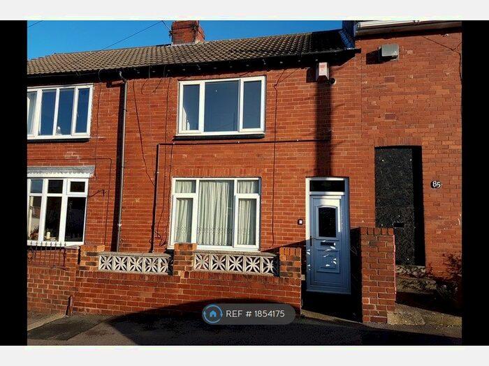 3 Bedroom Terraced House To Rent In Briggs Avenue, Castleford, WF10