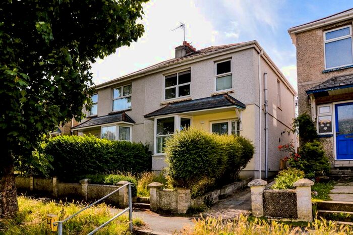 3 Bedroom Semi-Detached House To Rent In Ennors Road, Newquay, TR7