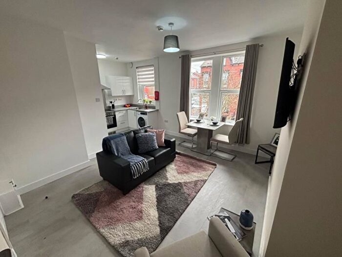 1 Bedroom Flat To Rent In Brentwood Grove, Armley, Leeds, LS12